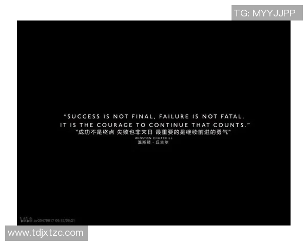 《足球圈的勇气之声:突破偏见的出柜故事与自我认同之路》 《足球圈的勇气之声:突破偏见的出柜故事与自我认同之路》