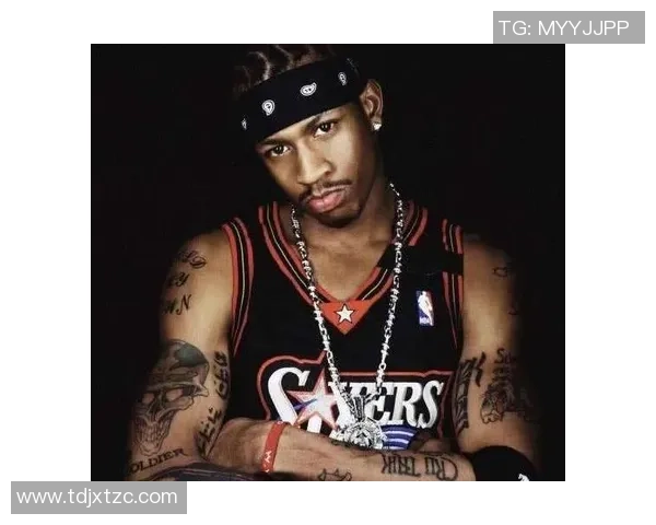 戴耳钉的足球球星盘点:从场上风采到场外时尚的个性展示 戴耳钉的足球球星盘点:从场上风采到场外时尚的个性展示