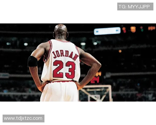 足球35号球衣的传奇球星背后的故事与成就分析 足球35号球衣的传奇球星背后的故事与成就分析